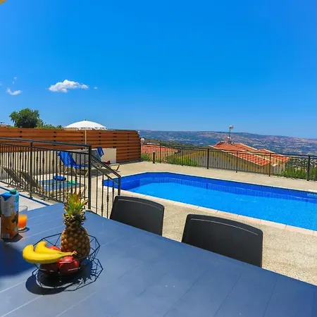 Salina Vila Lysos